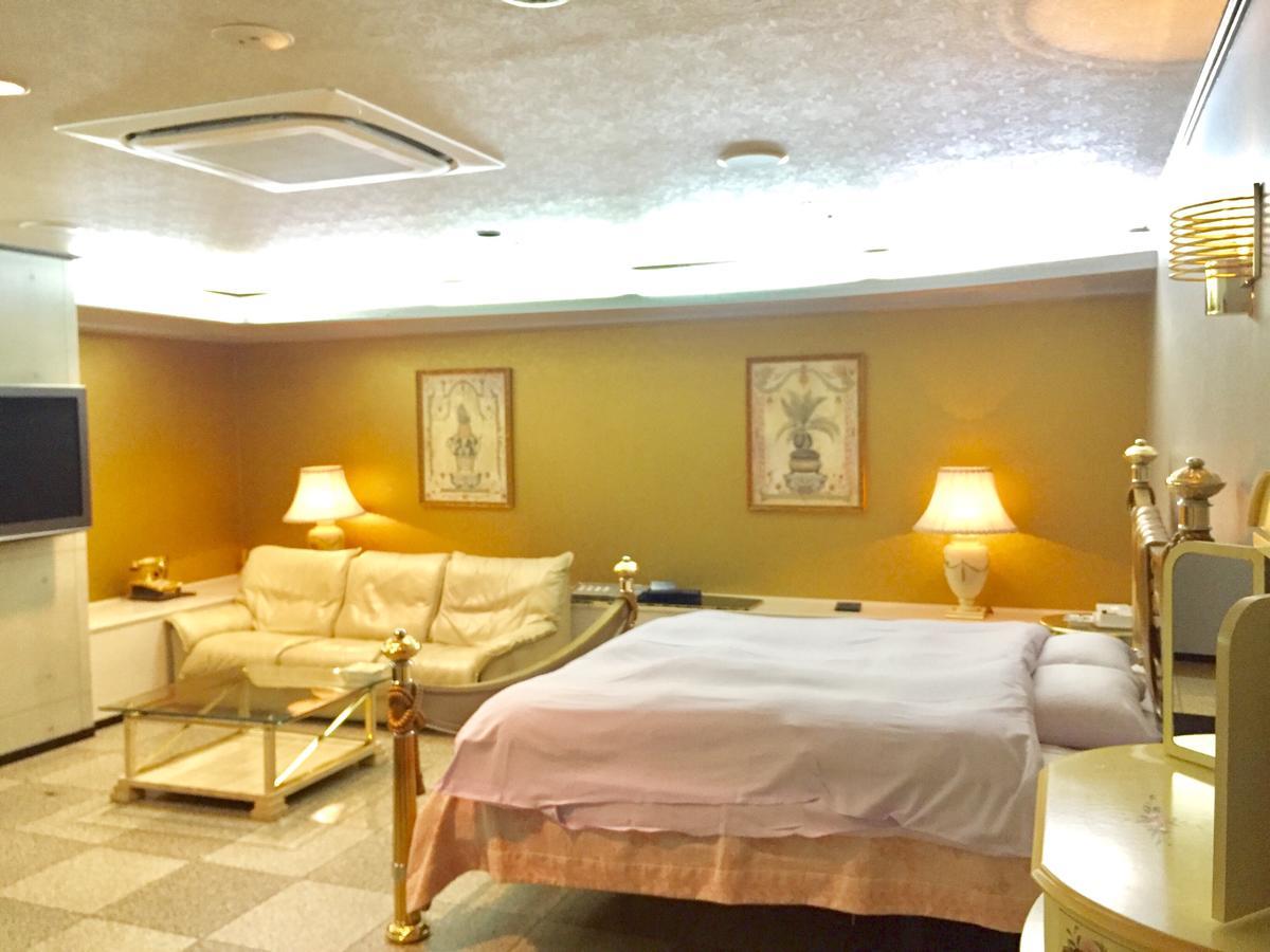 Hotel Ritz Koshien Nishinomiya Zewnętrze zdjęcie